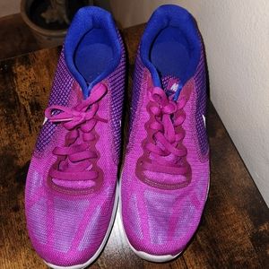 New Nike trainer sneakers women's size 8